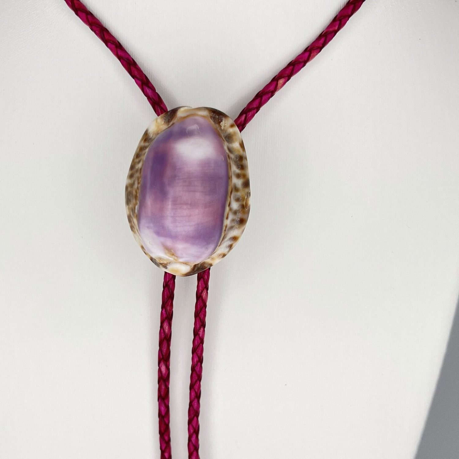 Leopard Violet — Hawaiian shell bolo tie, view 3