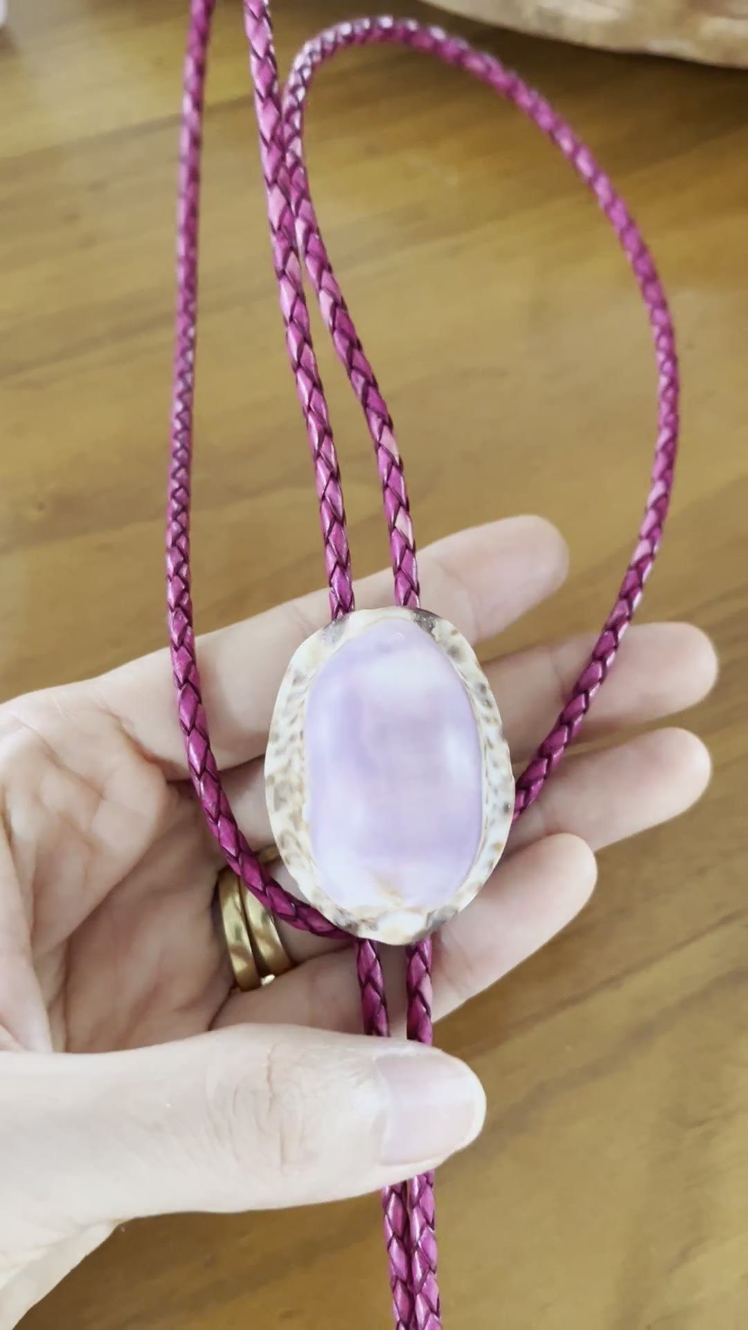Leopard Violet — Hawaiian shell bolo tie, view 4