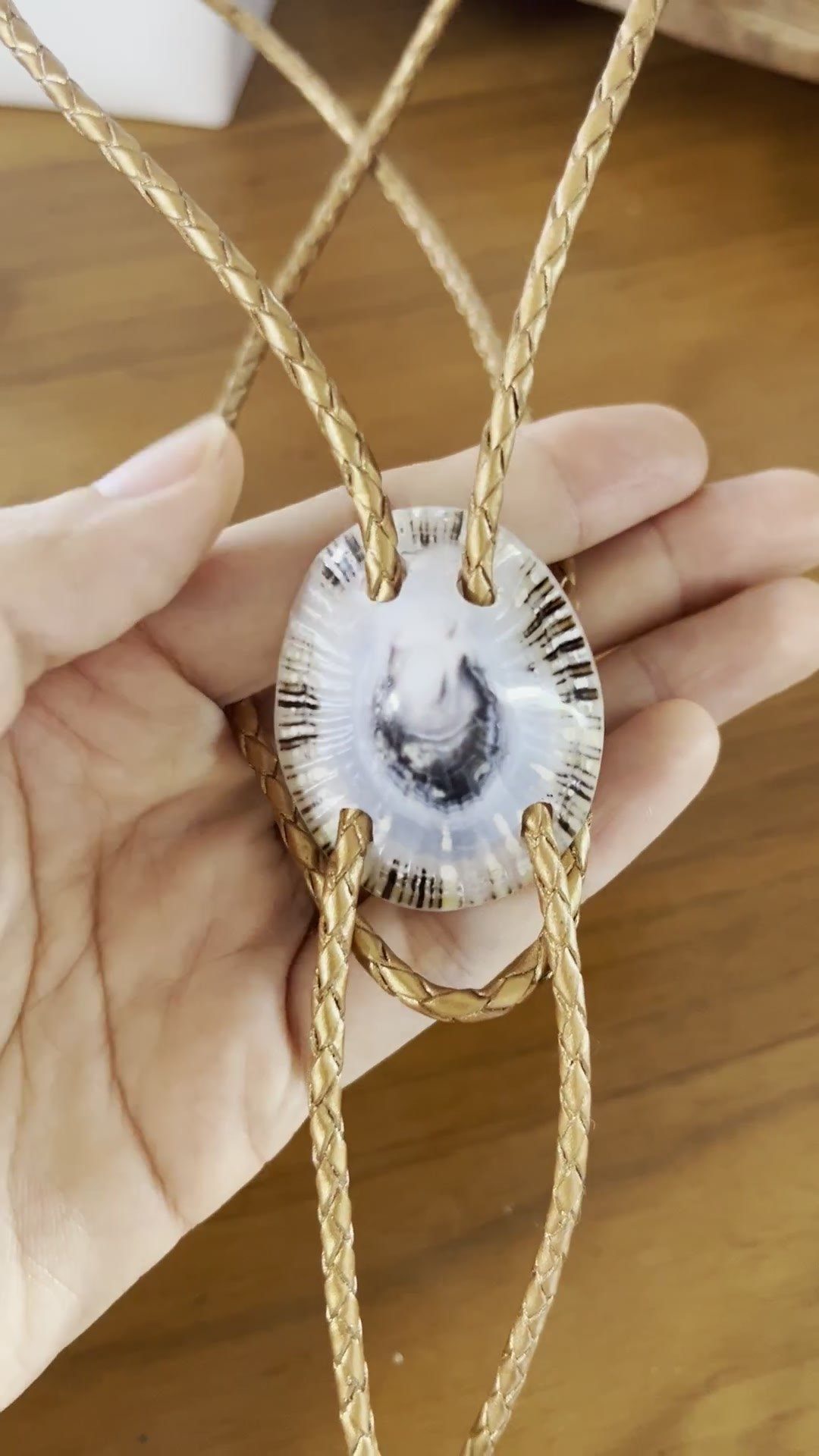Lucky Eye — Hawaiian shell bolo tie, view 4