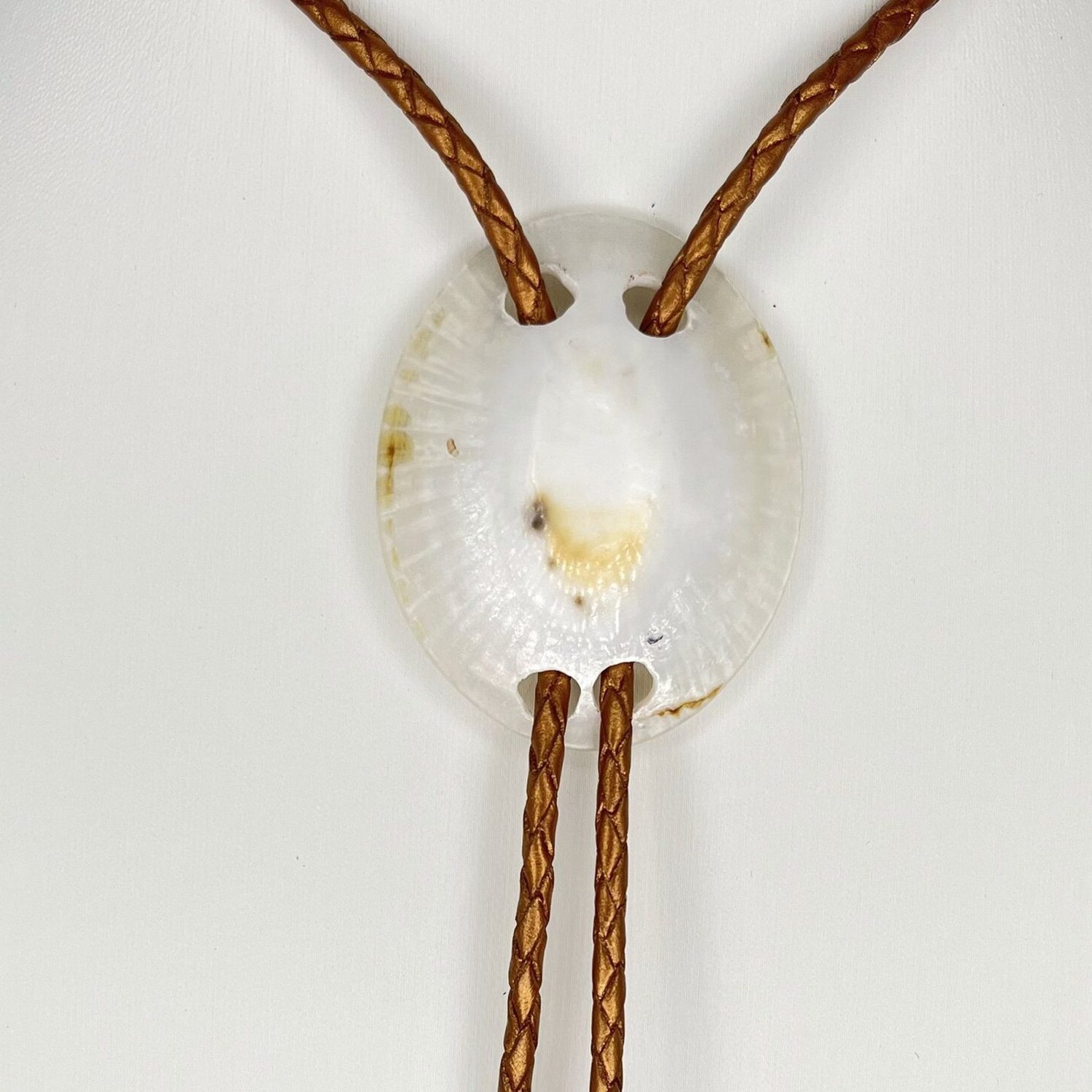 Pale Tide — Hawaiian shell bolo tie, view 3