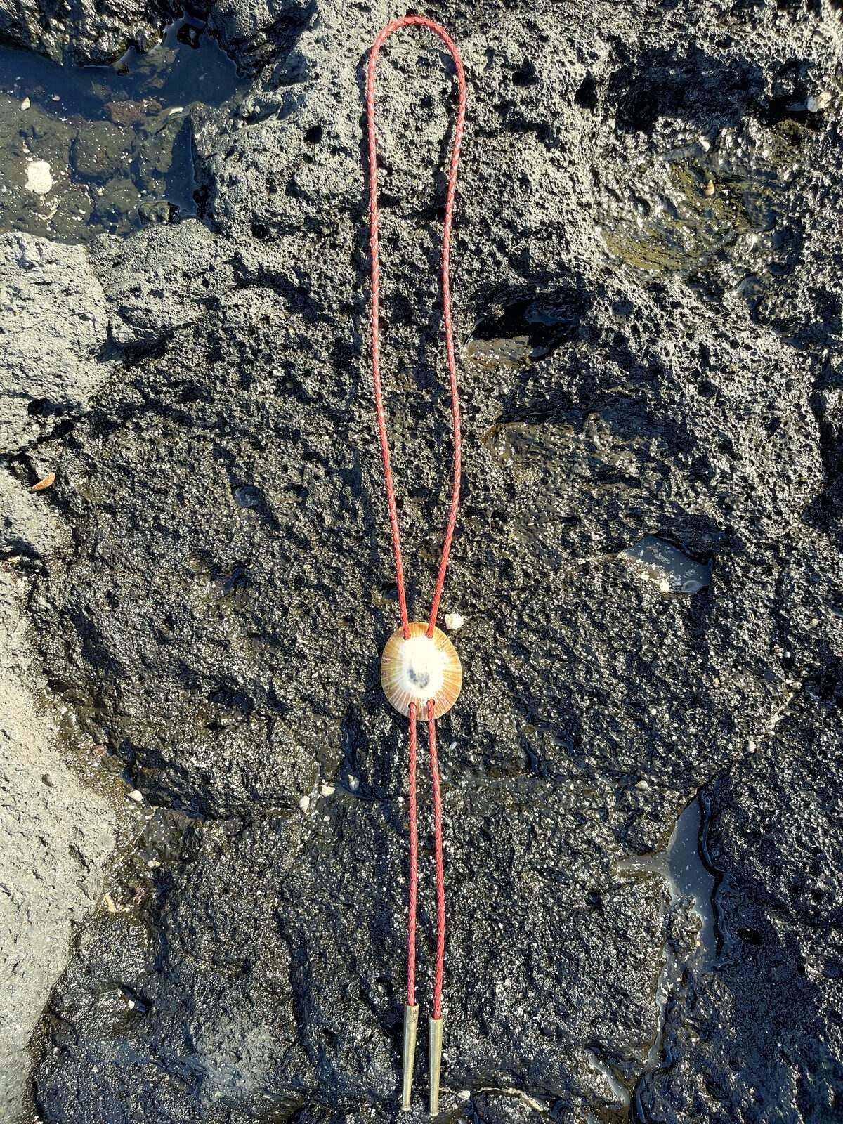 ‘Focus Flows’ ʻOpihi — Hawaiian shell bolo tie, view 3