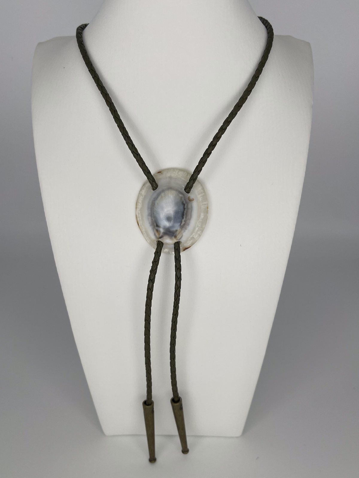 Horseshoe ‘Opalized Look’ ʻOpihi — Hawaiian shell bolo tie, view 2