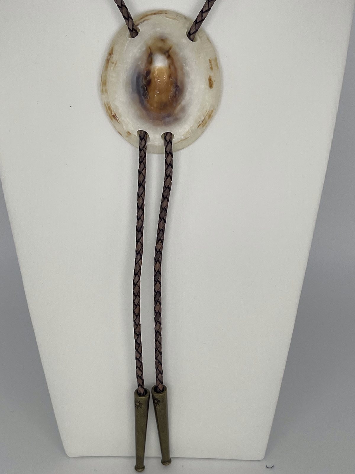 ‘Tiger Eye Look’ ʻOpihi — Hawaiian shell bolo tie, view 2