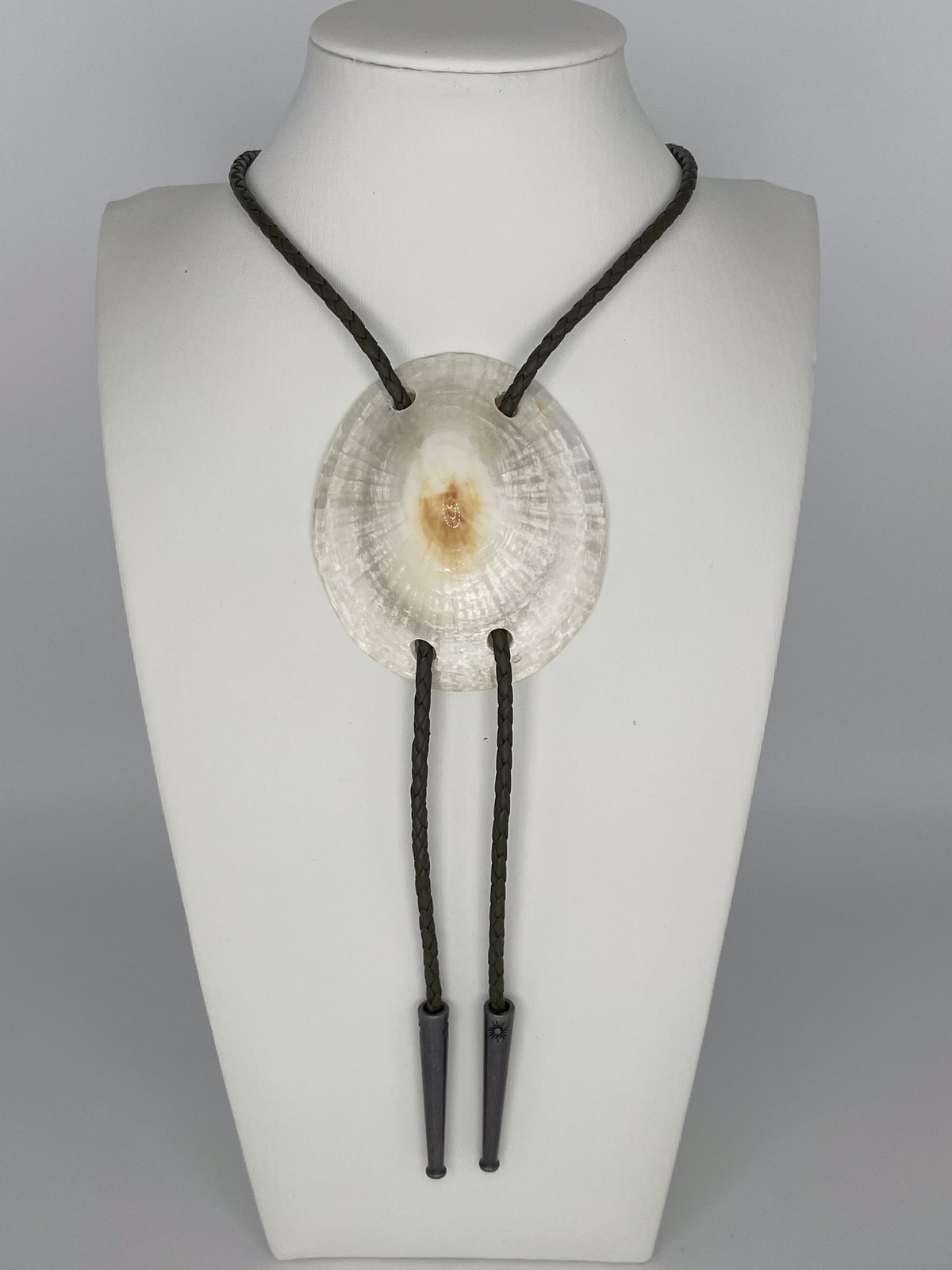 ‘UFO Look’ ʻOpihi — one-of-a-kind — handmade shell bolo tie