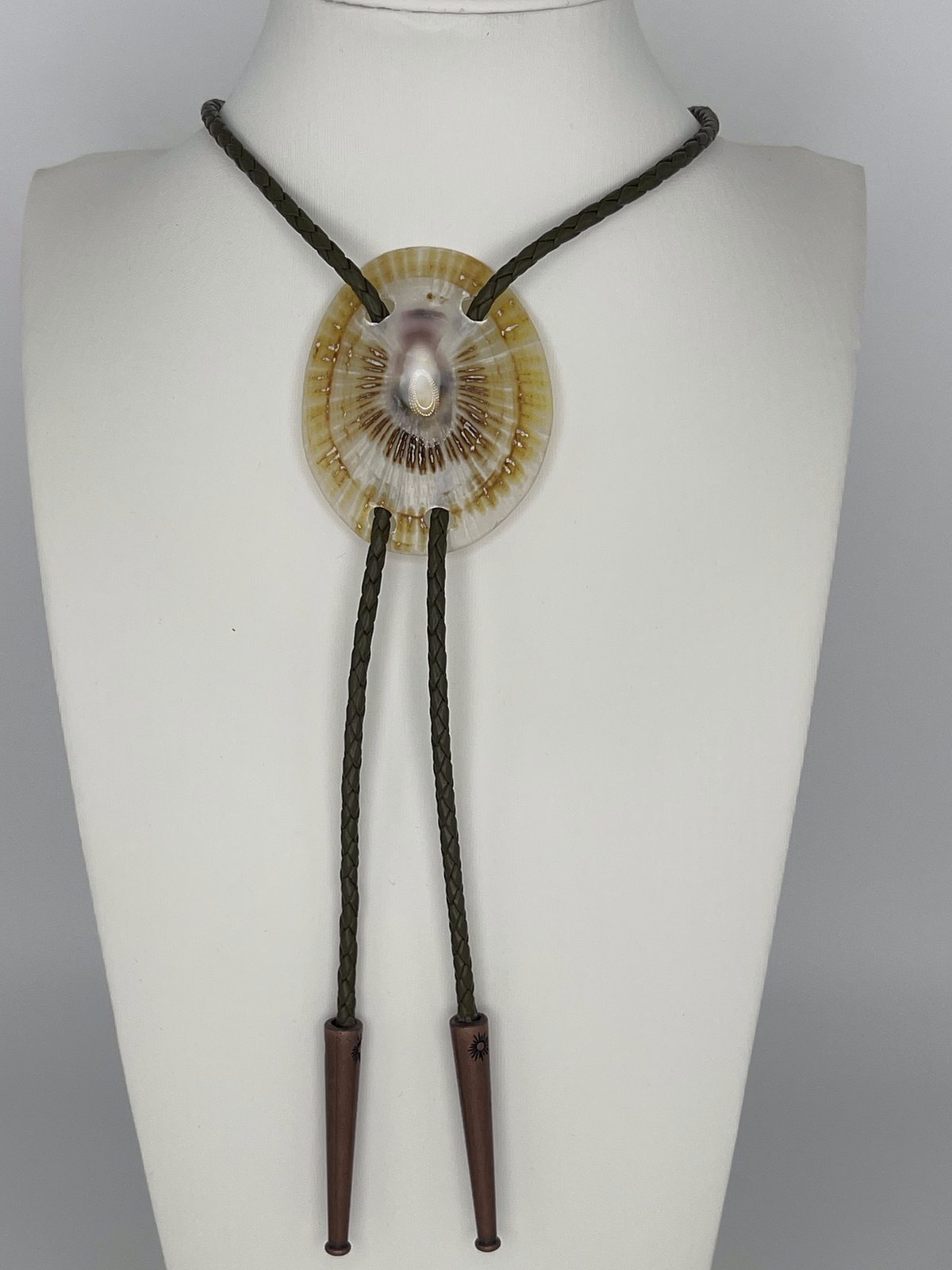 ‘Wet Look’ ʻOpihi — one-of-a-kind — handmade shell bolo tie